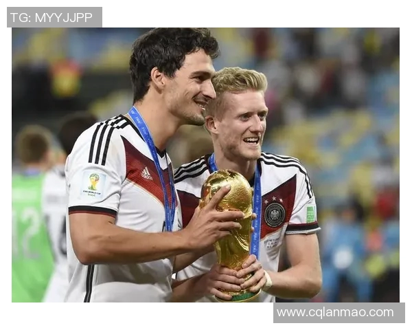 德国退役足球明星10号的辉煌岁月与传奇故事回顾 德国退役足球明星10号的辉煌岁月与传奇故事回顾