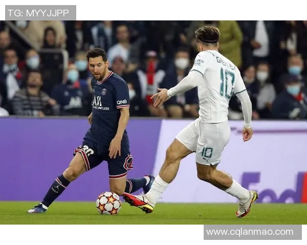 巴黎足球明星费尔德的辉煌历程与未来展望分析