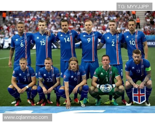 足球明星的步伐解析与技巧分享探讨他们在场上的独特风格与魅力 足球明星的步伐解析与技巧分享探讨他们在场上的独特风格与魅力